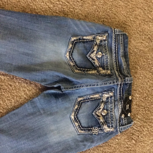 Miss Me Low Rise Bootcut Jeans - Picture 4 of 4